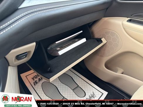 Used 2021 Dodge Durango SXT image 19