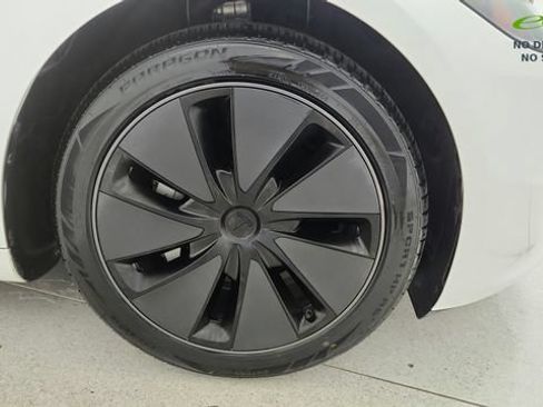 Used 2025 Tesla Model 3 Long Range AWD/4WD image 73