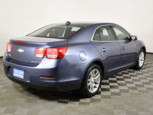 Used 2013 Chevrolet Malibu LT w/ Power Convenience Package FWD image 6