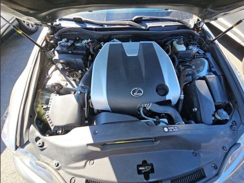 Used 2016 Lexus IS 300 AWD w/ Navigation System Package image 7