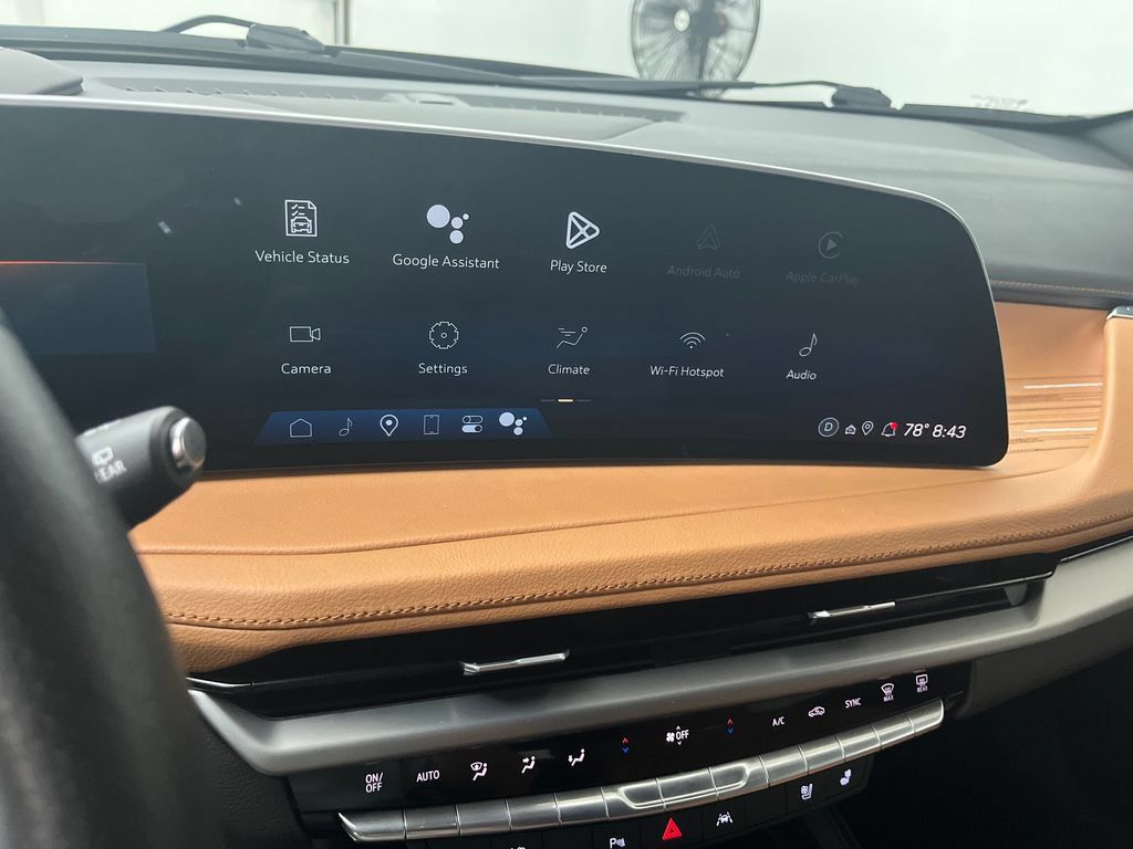 Used 2024 Cadillac XT4 Sport AWD/4WD image 19