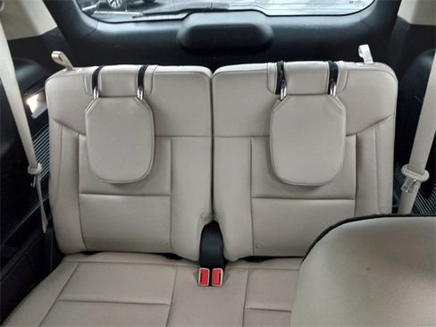 Used 2023 Ford Explorer XLT w/ Equipment Group 202A image 15