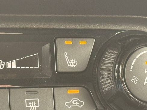 New 2026 Nissan Kicks SV w/ Cold Weather Package image 30