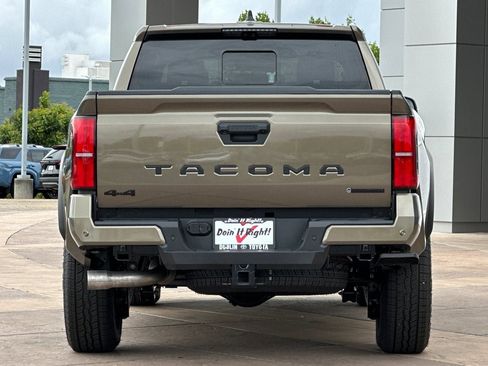 New 2026 Toyota Tacoma TRD Off-Road AWD/4WD image 5
