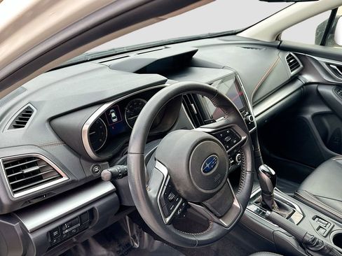 Used 2022 Subaru Crosstrek 2.5i Limited w/ Popular Package #4 image 9