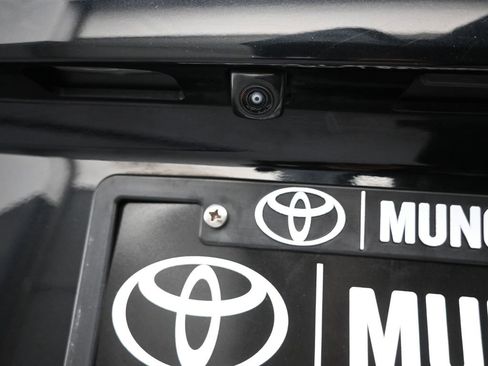 Used 2022 Toyota Corolla Cross XLE w/ Convenience Package image 44