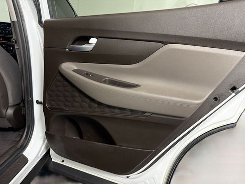 Used 2020 Hyundai Santa Fe SE FWD image 27