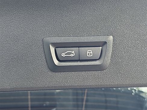 Used 2025 BMW X3 xDrive30i image 17