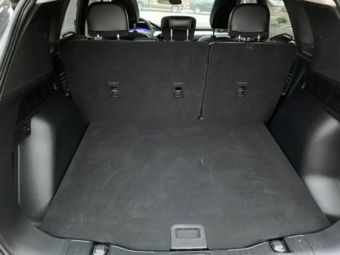 Used 2022 Ford Escape SEL w/ Technology Package image 6