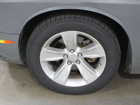 Used 2023 Dodge Challenger SXT RWD image 30