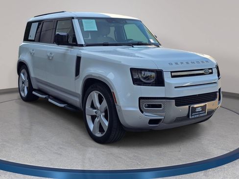 Used 2023 Land Rover Defender 110 S AWD/4WD image 4