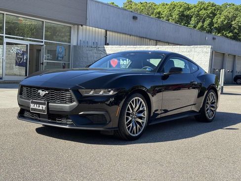 Used 2024 Ford Mustang Premium RWD image 23