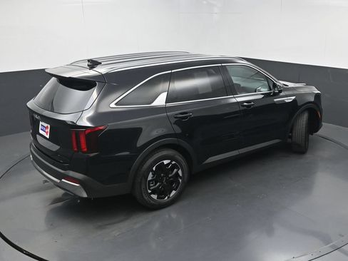 Used 2024 Kia Sorento S FWD image 36
