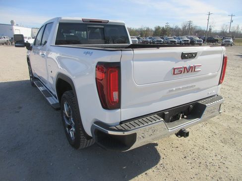 New 2026 GMC Sierra 1500 SLT w/ SLT Premium Plus Package image 8