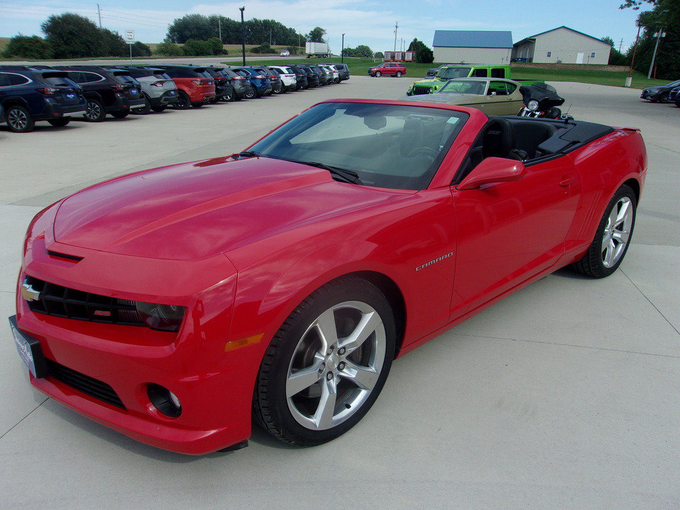 Used 2011 Chevrolet Camaro SS w/ RS Package RWD image 9