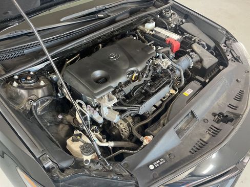 Used 2023 Toyota Camry SE FWD image 10