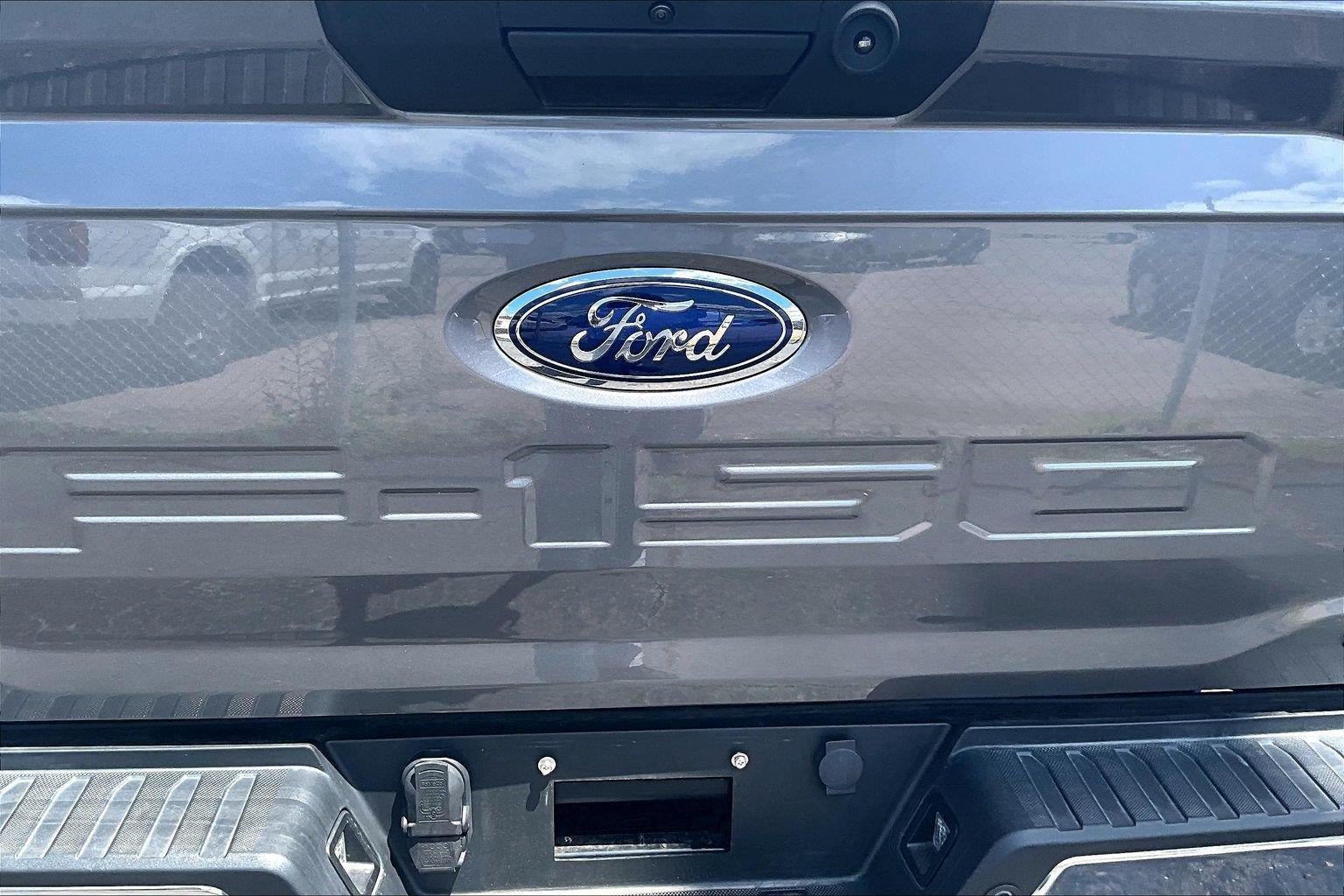 Used 2022 Ford F150 XLT w/ Trailer Tow Package AWD/4WD image 8