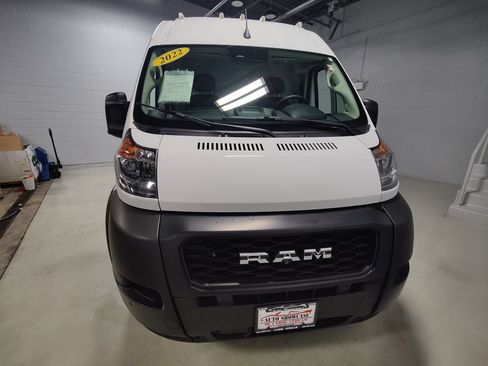 Used 2022 RAM ProMaster 2500 w/ Driver Convenience Group FWD image 2