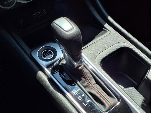 Used 2025 Nissan Sentra SR image 18