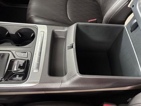 New 2026 Kia Carnival EX FWD image 39