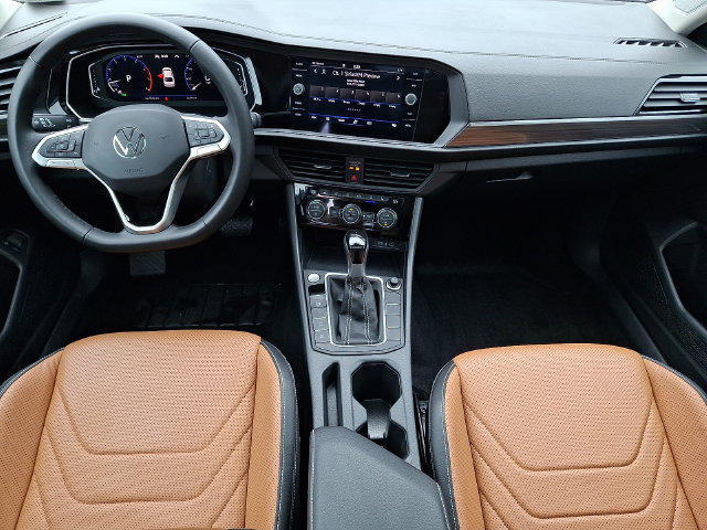 Certified 2024 Volkswagen Jetta SEL FWD image 15