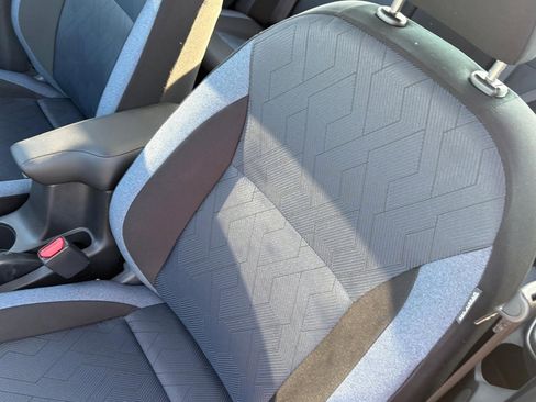 New 2025 Nissan Versa SV w/ Trunk Package image 17