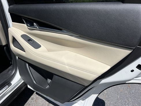 Used 2025 INFINITI QX60 Pure AWD/4WD image 14