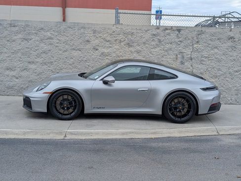 New 2026 Porsche 911 Carrera GTS image 3