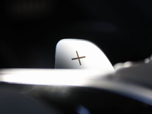 New 2025 Kia Niro EX Touring image 30