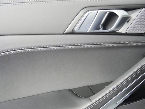 New 2026 BMW X6 xDrive40i image 12