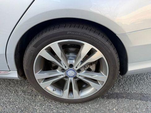 Used 2017 Mercedes-Benz C 300 Sedan image 34