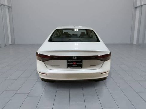 Used 2025 Honda Accord EX-L image 7