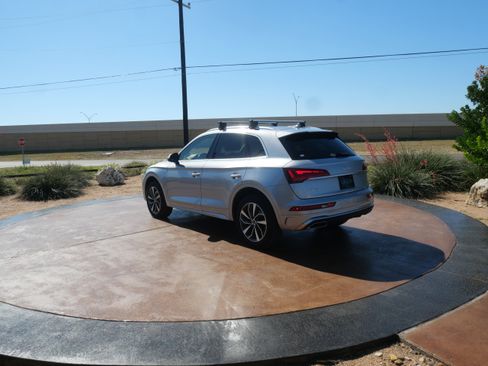 Used 2022 Audi Q5 2.0T Premium image 4