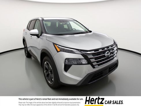Used 2025 Nissan Rogue SV AWD/4WD image 1