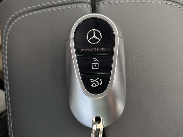 Used 2026 Mercedes-Benz E 53 AMG e 4MATIC Sedan image 28