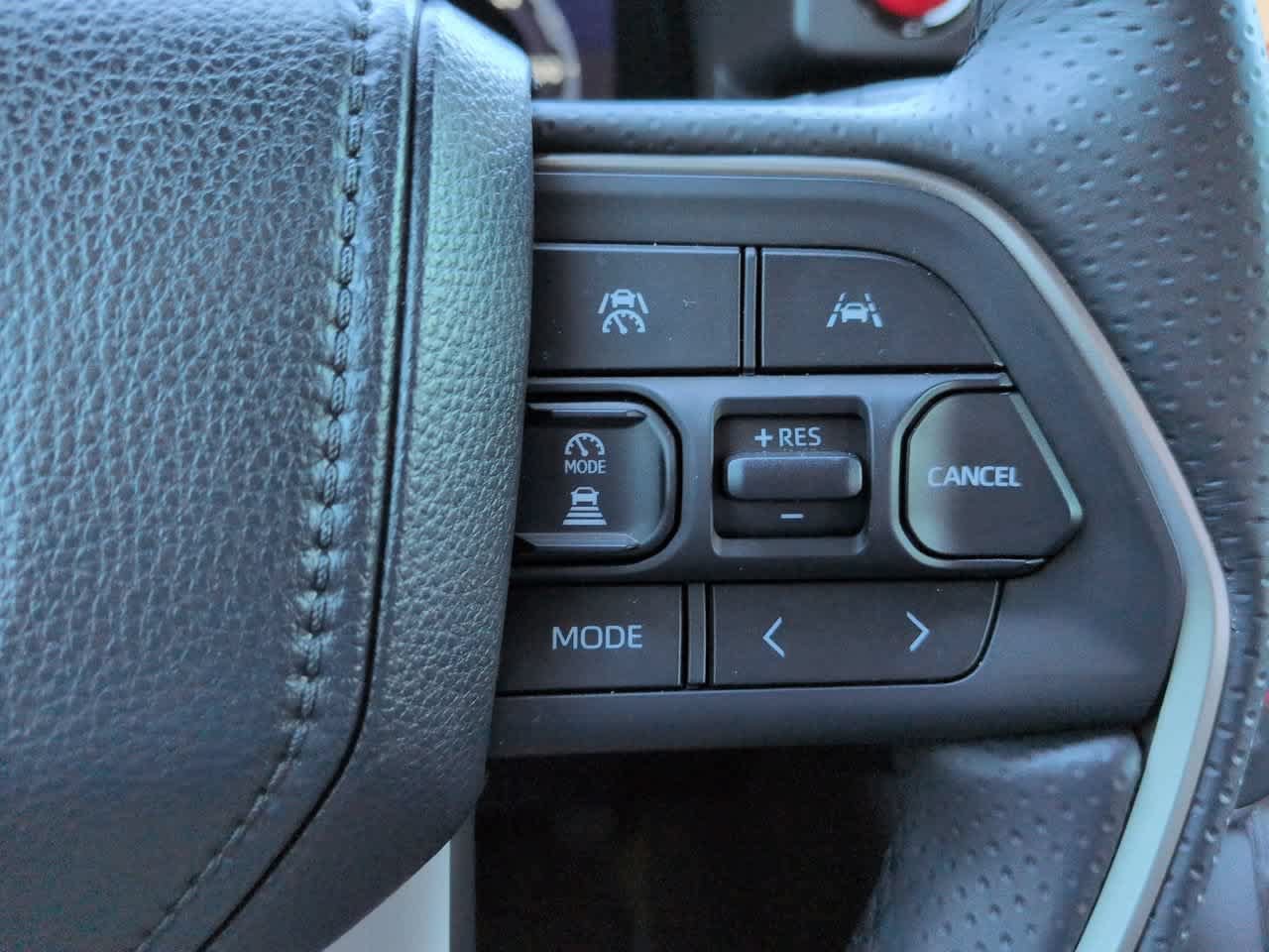 Certified 2026 Toyota 4Runner TRD Off-Road Premium AWD/4WD image 25