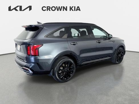 Certified 2023 Kia Sorento SX FWD image 5