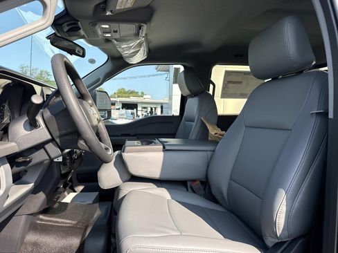 New 2026 Ford F550 4x4 Crew Cab image 10