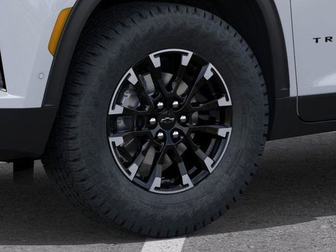 New 2026 Chevrolet Traverse Z71 image 9