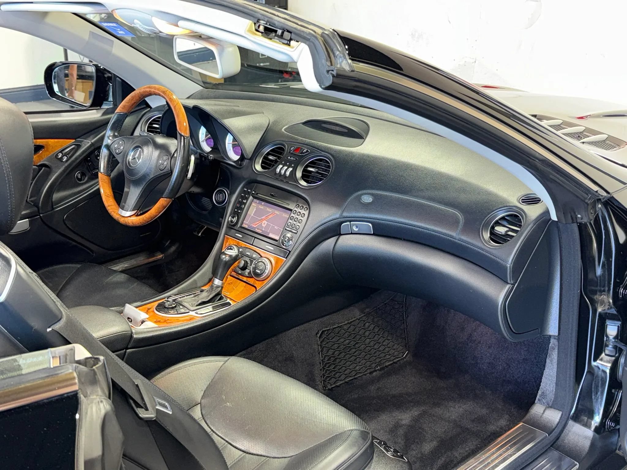 Used 2009 Mercedes-Benz SL 550 image 22