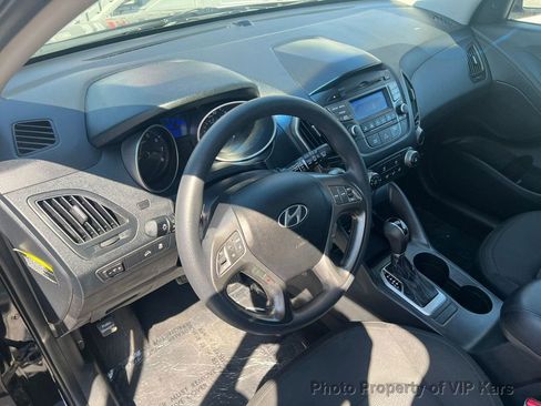 Used 2015 Hyundai Tucson GLS image 15