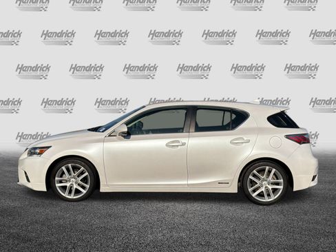 Used 2016 Lexus CT 200h image 8