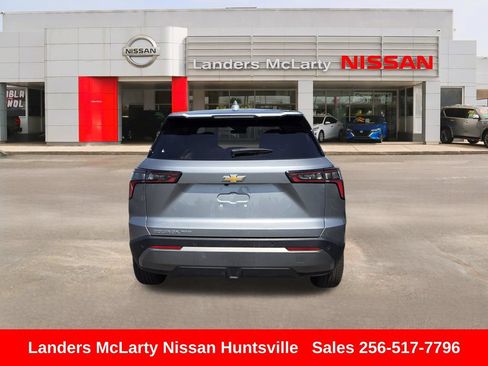 Used 2025 Chevrolet Equinox LT AWD/4WD image 5