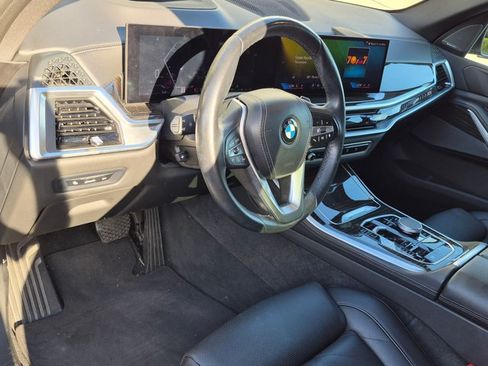 Used 2024 BMW X5 sDrive40i w/ Parking Assistance Package RWD image 4