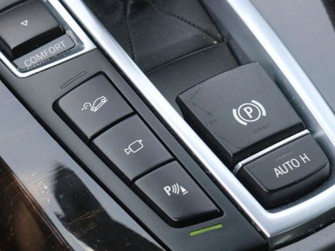 Used 2014 BMW 650i xDrive Convertible AWD/4WD image 17