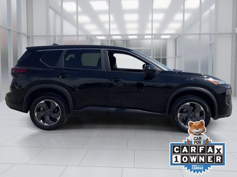 Used 2025 Nissan Rogue SV FWD image 7