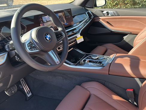 New 2026 BMW X5 xDrive40i w/ M Sport Package image 9