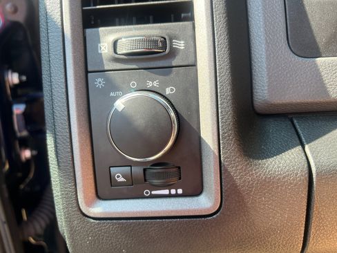 Used 2017 RAM 1500 Tradesman w/ Power & Remote Entry Group image 24