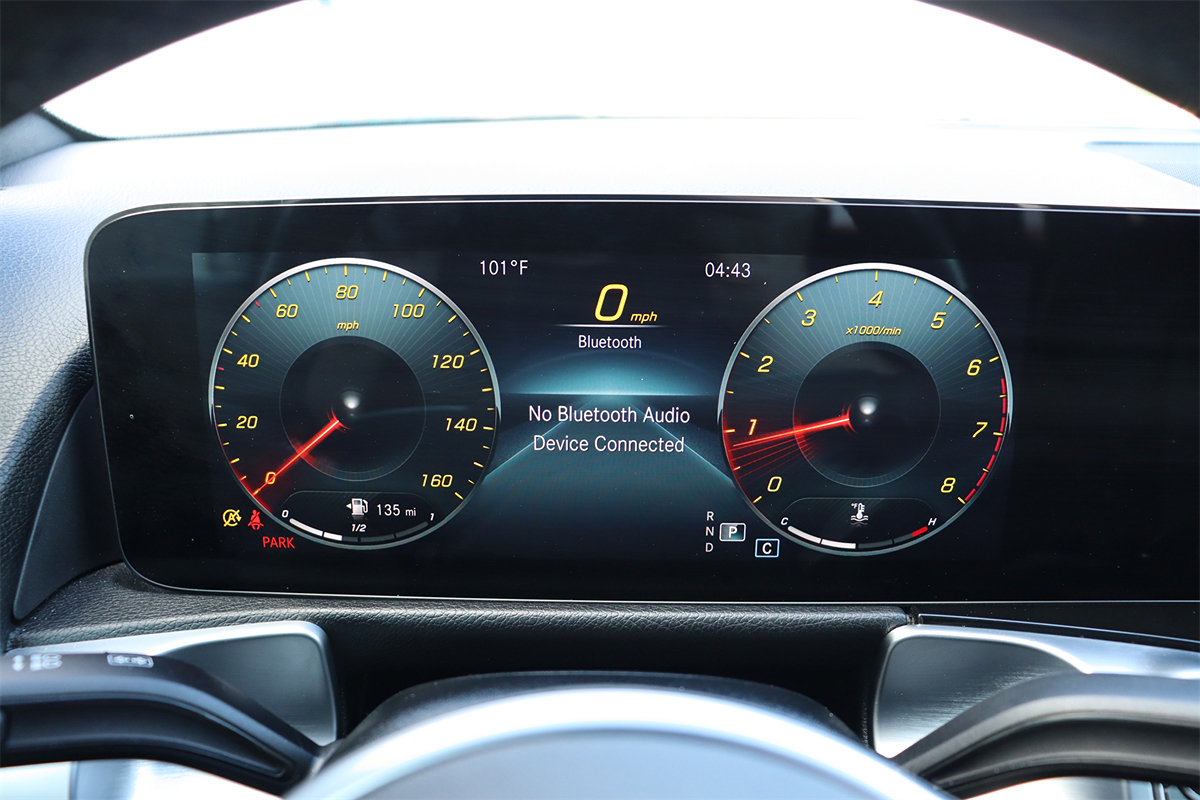 Used 2022 Mercedes-Benz GLB 250 w/ Premium Package Lite image 29