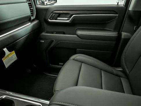 New 2026 GMC Sierra 1500 SLT image 20